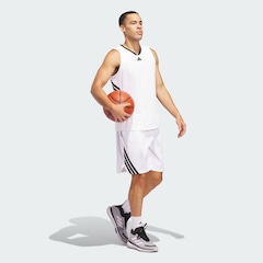 Shorts adidas Basquete Legends Três Listras - Masculina - Foto 5
