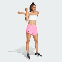 Shorts adidas Corrida Adizero Essentials - Feminina - Foto 5