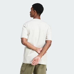 Camiseta adidas Malha Simples Essentials Três Listras - Masculina - Foto 3