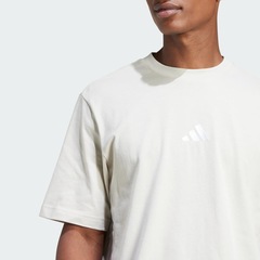 Camiseta adidas Malha Simples Essentials Três Listras - Masculina - Foto 5