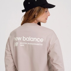 Blusão sem Capuz New Balance Linear - Feminino - Foto 4