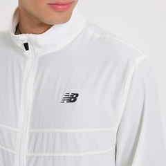 Jaqueta New Balance Corta Vento Sport Essentials - Masculina - Foto 4