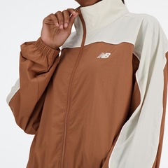 Jaqueta New Balance Small Logo - Feminina - Foto 5