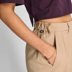 Calça New Balance Twill Boylston Feminina - Foto 4