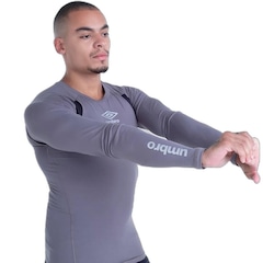 Camiseta Umbro Térmica Diamond Elite - Masculina - Foto 3
