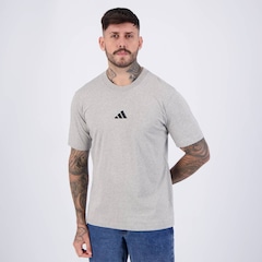 Camiseta adidas Small Logo - Masculina - Foto 3