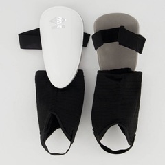 Caneleira Umbro Protection CT Juvenil Branca e - Foto 1