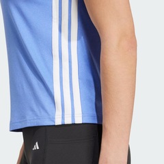 Camiseta Treino adidas Essentials 3-Stripes - Feminina - Foto 6