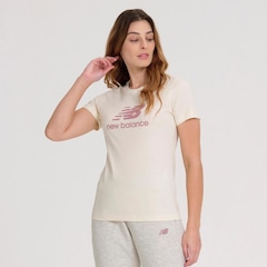 Camiseta New Balance Essentials Feminina - Foto 2