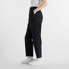 Calça New Balance Twill Boylston Feminina - Foto 2
