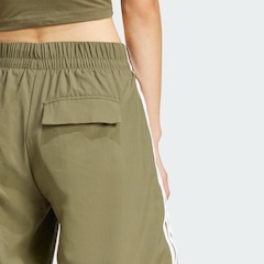 Calça Malha adidas Parachute Essentials Três Listras Lifestyle - Feminina - Foto 6