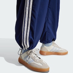 Calça Malha adidas Parachute Essentials Três Listras Lifestyle - Feminina - Foto 6
