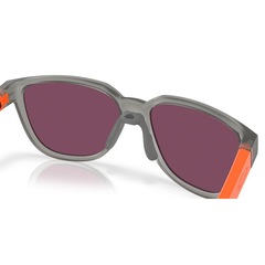 Óculos de Sol Oakley Actuator Matte Transparent Grey Ink 557 - Foto 6