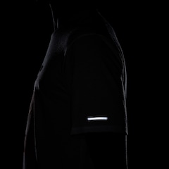 Camiseta Nike Dri-FIT Run Energy - Masculina - Foto 7