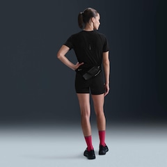 Camiseta Nike Dry-FIT Feminina - Foto 5