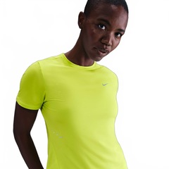 Camiseta Nike Swift Feminina - Foto 1