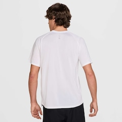 Camiseta Nike Dry-FIT Advance - Masculina - Foto 2