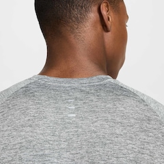 Camiseta Nike Dry-FIT Advance - Masculina - Foto 6