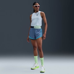 Camiseta Nike One Swoosh - Feminina - Foto 4