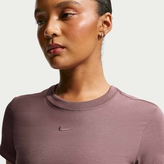 Camiseta Nike Sportswear Chill Knit Cropped - Feminina - Foto 3