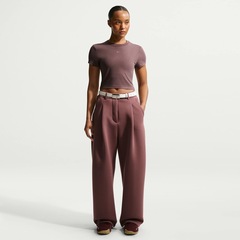 Camiseta Nike Sportswear Chill Knit Cropped - Feminina - Foto 4