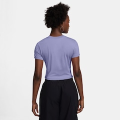 Camiseta Nike Sportswear Chill Knit Cropped - Feminina - Foto 2
