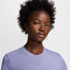 Camiseta Nike Sportswear Chill Knit Cropped - Feminina - Foto 3
