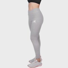 Calça Legging New Balance Essentials Basic - Feminina - Foto 2