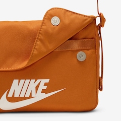 Bolsa Transversal Nike Sportswear Futura 365 - Feminina - Foto 5