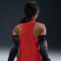 Camiseta Regata Nike Dri-Fit ADV AeroSwift - Feminina - Foto 2