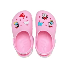 Sandália Crocs Mickey and Friends Minnie Classic Clog T Multi - Unissex - Foto 5