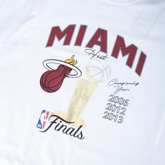Camiseta New Era Regular Nba Miami Heat Fan - Masculina - Foto 3