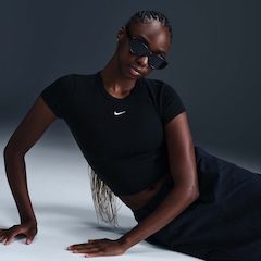 Camiseta Nike Sportswear Chill Knit - Feminina - Foto 3