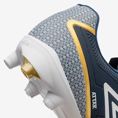 Chuteira de Campo Umbro Attak Eternal - Adulto - Foto 7