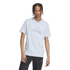 Camiseta adidas Tech Badge - Masculina - Foto 1