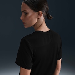 Camiseta Nike Dri-FIT Academy - Feminina - Foto 2