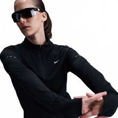 Camiseta Nike Dry-FIT - Feminina - Foto 1