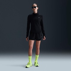Camiseta Nike Dry-FIT - Feminina - Foto 4