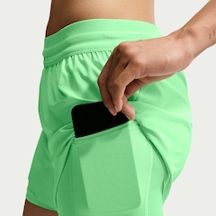 Short Nike Dri-FIT Swift - Feminino - Foto 6