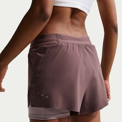 Short Nike Dri-FIT Swift - Feminino - Foto 3