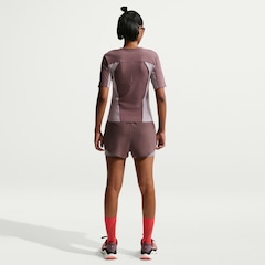 Short Nike Dri-FIT Swift - Feminino - Foto 5