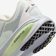 Tênis Nike Vomero 18 Feminino - Foto 8