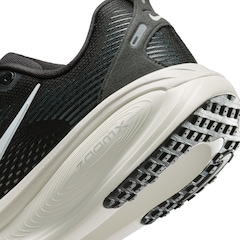 Tênis Nike Vomero 18 Feminino - Foto 8