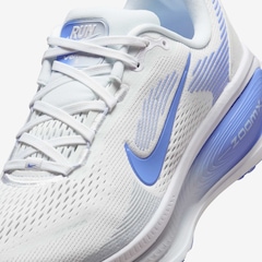 Tênis Nike Vomero 18 - Feminino - Foto 7