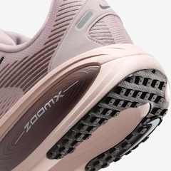 Tênis Nike Vomero 18 Feminino - Foto 8