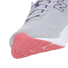 Tênis New Balance Fresh Foam ARISHIV4 - Feminino - Foto 5