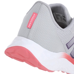 Tênis New Balance Fresh Foam ARISHIV4 - Feminino - Foto 6