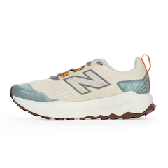 Tênis New Balance Fresh Foam Garoé V2 E Musgo - Feminino - Foto 2