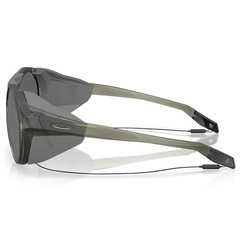 Óculos de Sol Oakley Clifden Latitude Matte Ink 2656 - Unissex - Foto 2