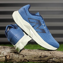 Tênis New Balance FuelCell Propel V5 - Masculino - Foto 8